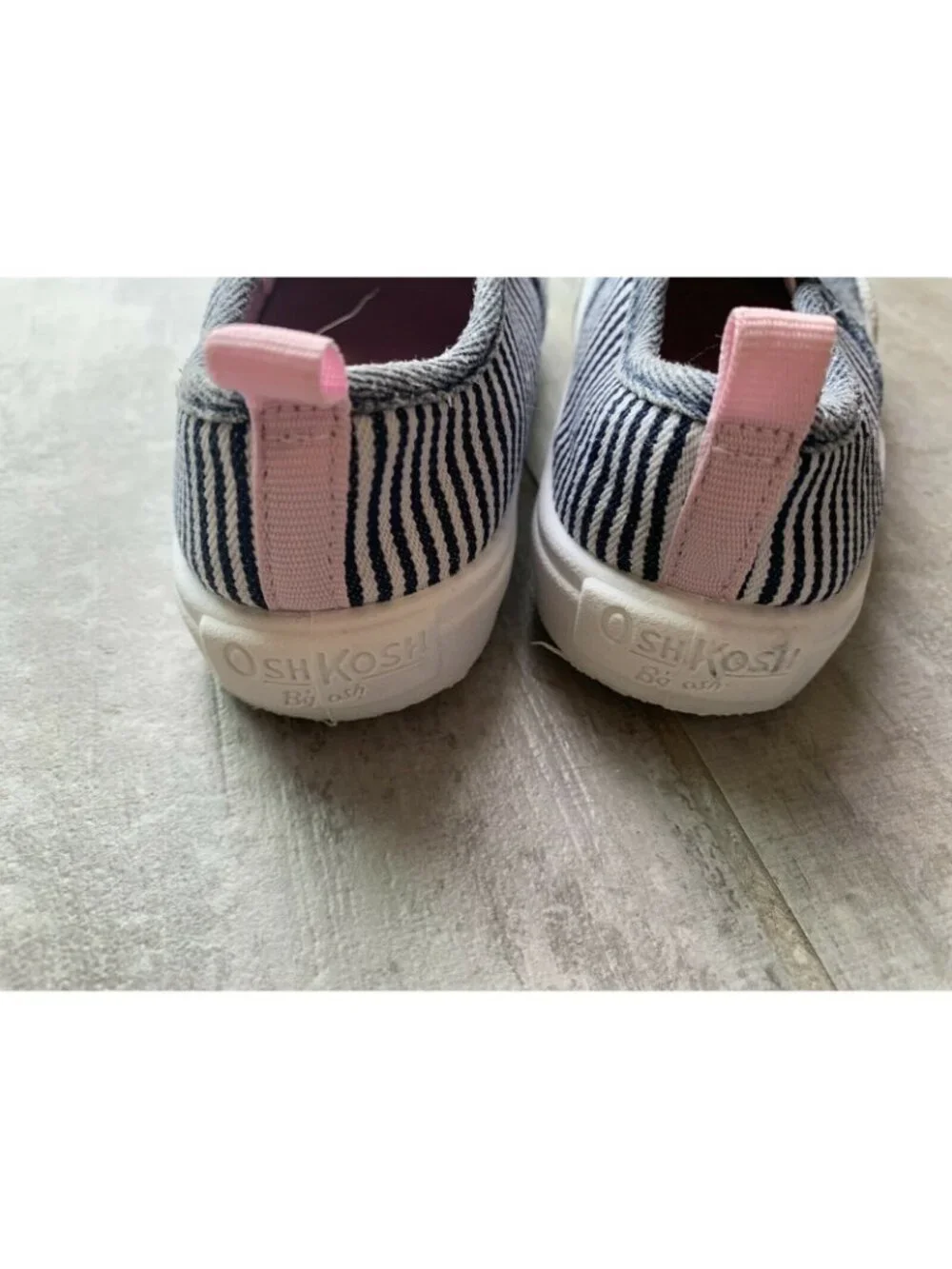 OshKosh B'gosh Toddler Girl's Colorblock Slip On Shoes Reinforced Toe EUC 10